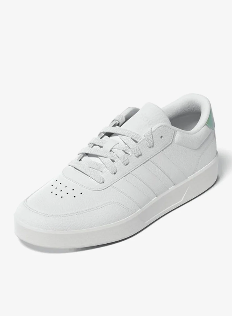 اديداس أحذية رياضية نسائية بريك نت . بيضاء